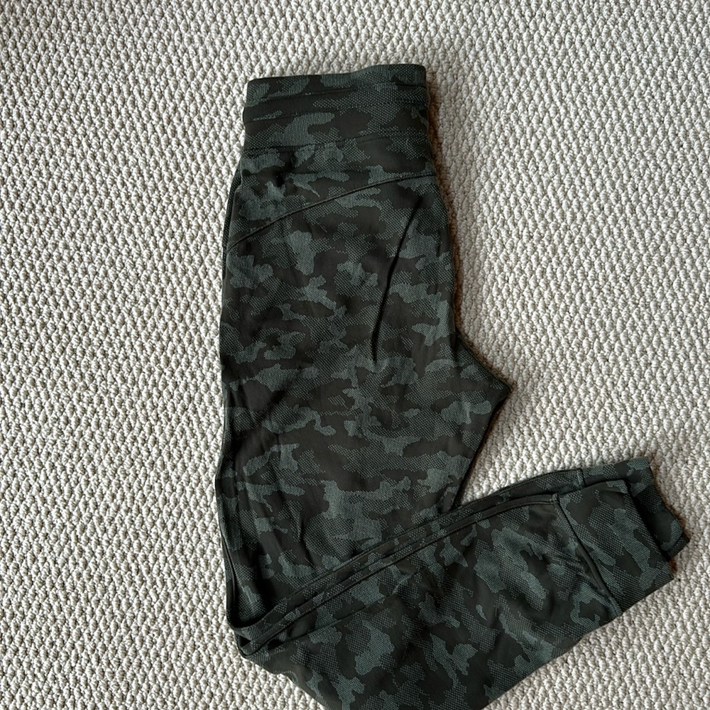 Lululemon ready to rulu